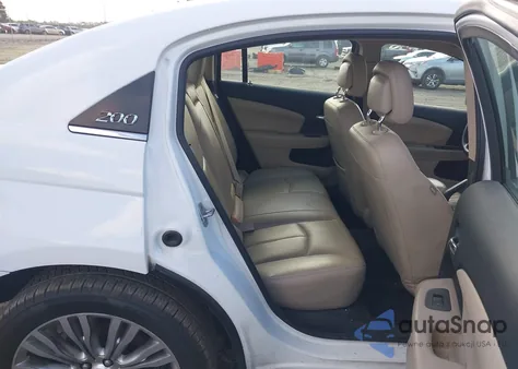 2012 Chrysler 200 Limited from USA, damaged, VIN 1C3CCBCGXCN123860